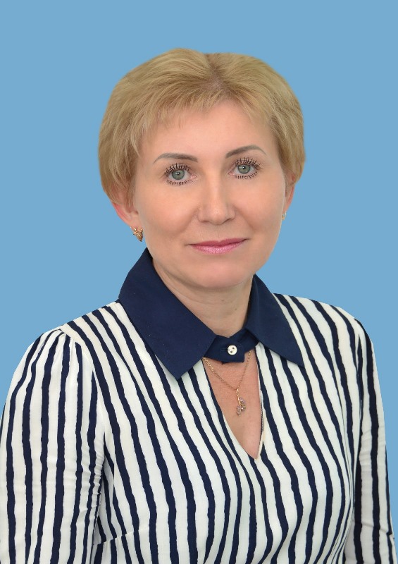 Новикова Елена Ивановна.